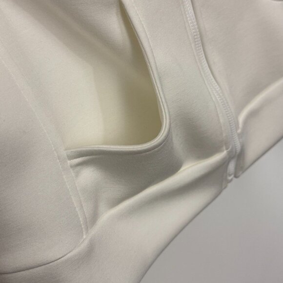 ALO Yoga White Casual sportswear - Picture 7 of 9